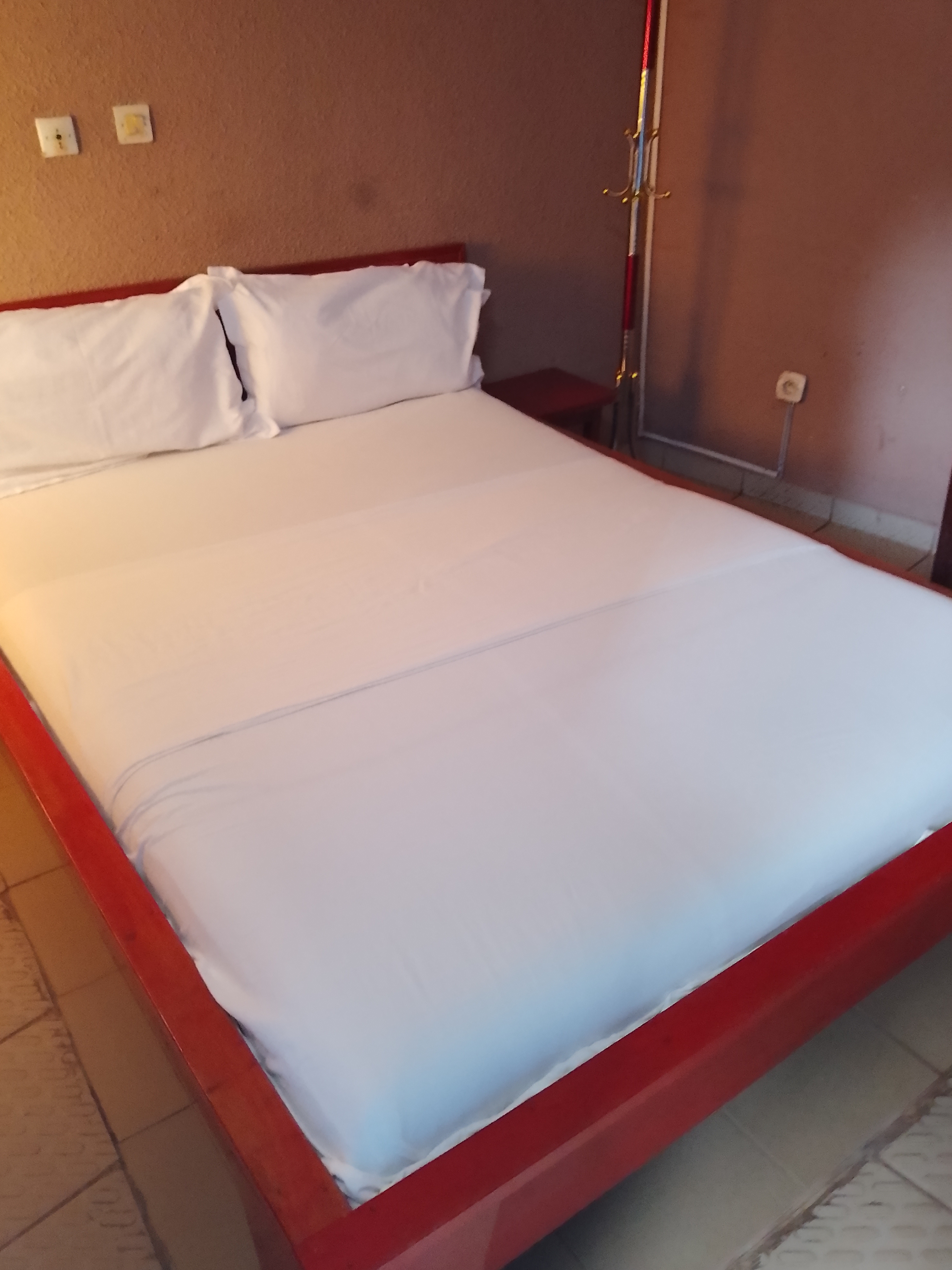 HOTEL LE ROCHER - 2