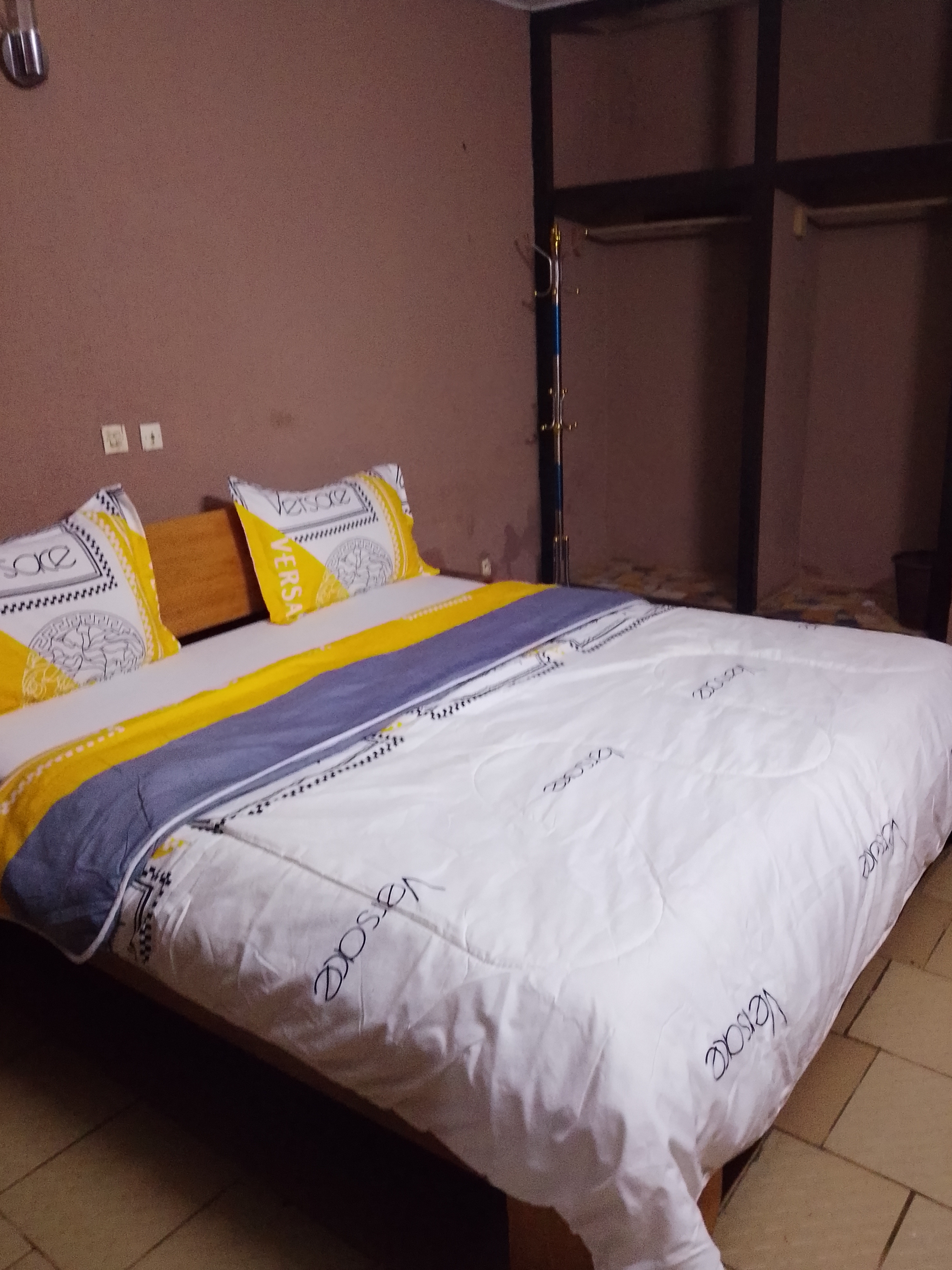 HOTEL LE ROCHER