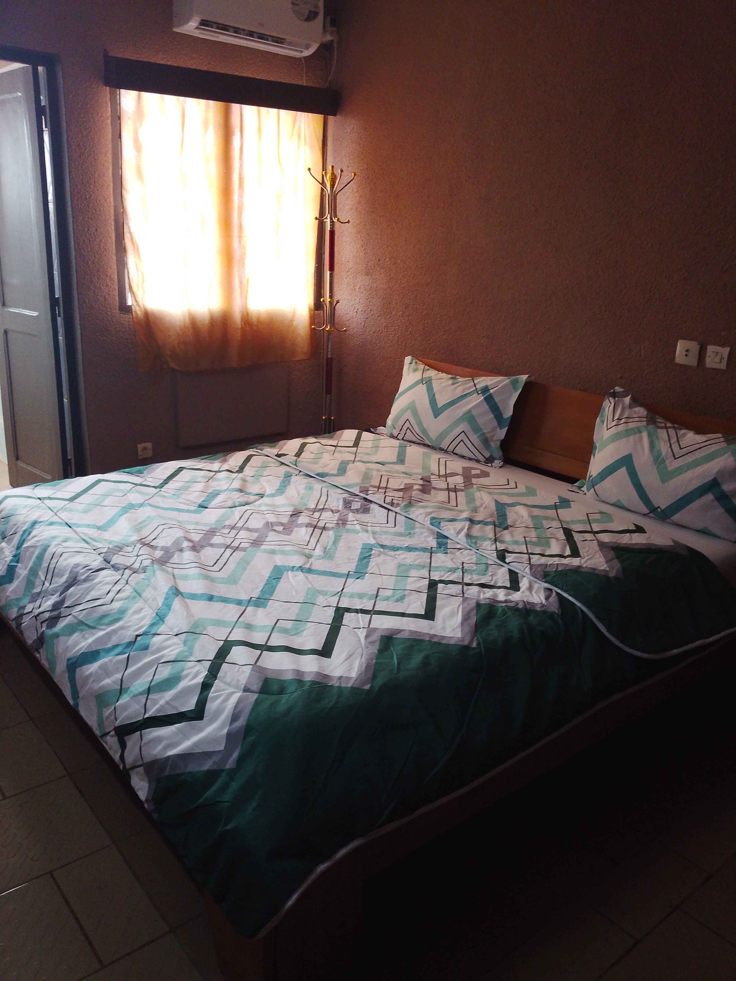 HOTEL LE ROCHER - 4