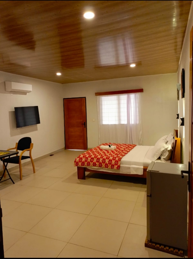 HOTEL LA FLOTTE - 3